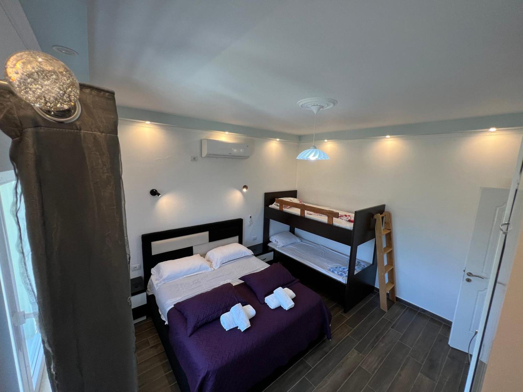Adriatik Guesthouse Пермет Екстер'єр фото